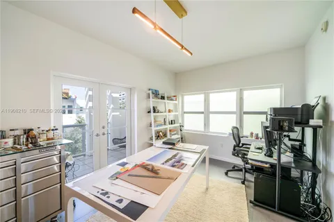 $2,686,000 | 230 Water Way, Miami Beach, FL 33141