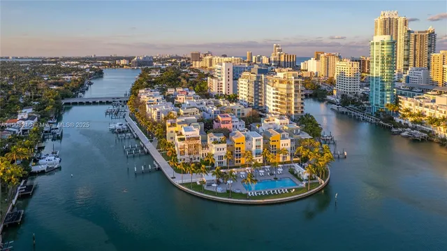 $2,799,000 | 230 Water Way, Miami Beach, FL 33141