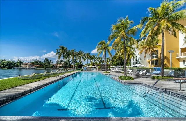 $2,799,000 | 230 Water Way, Miami Beach, FL 33141
