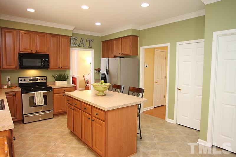 116 Mickleson Ridge Drive Raleigh, NC 27603 - Photo 7 of 25