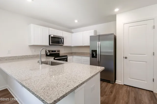 $176,990 | 3797 Airmont Drive, Chipley, FL 32428