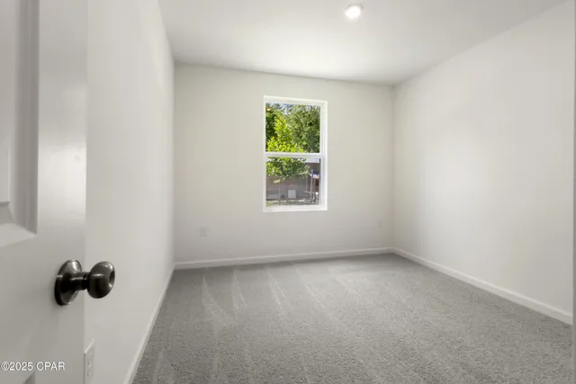 $176,990 | 3797 Airmont Drive, Chipley, FL 32428