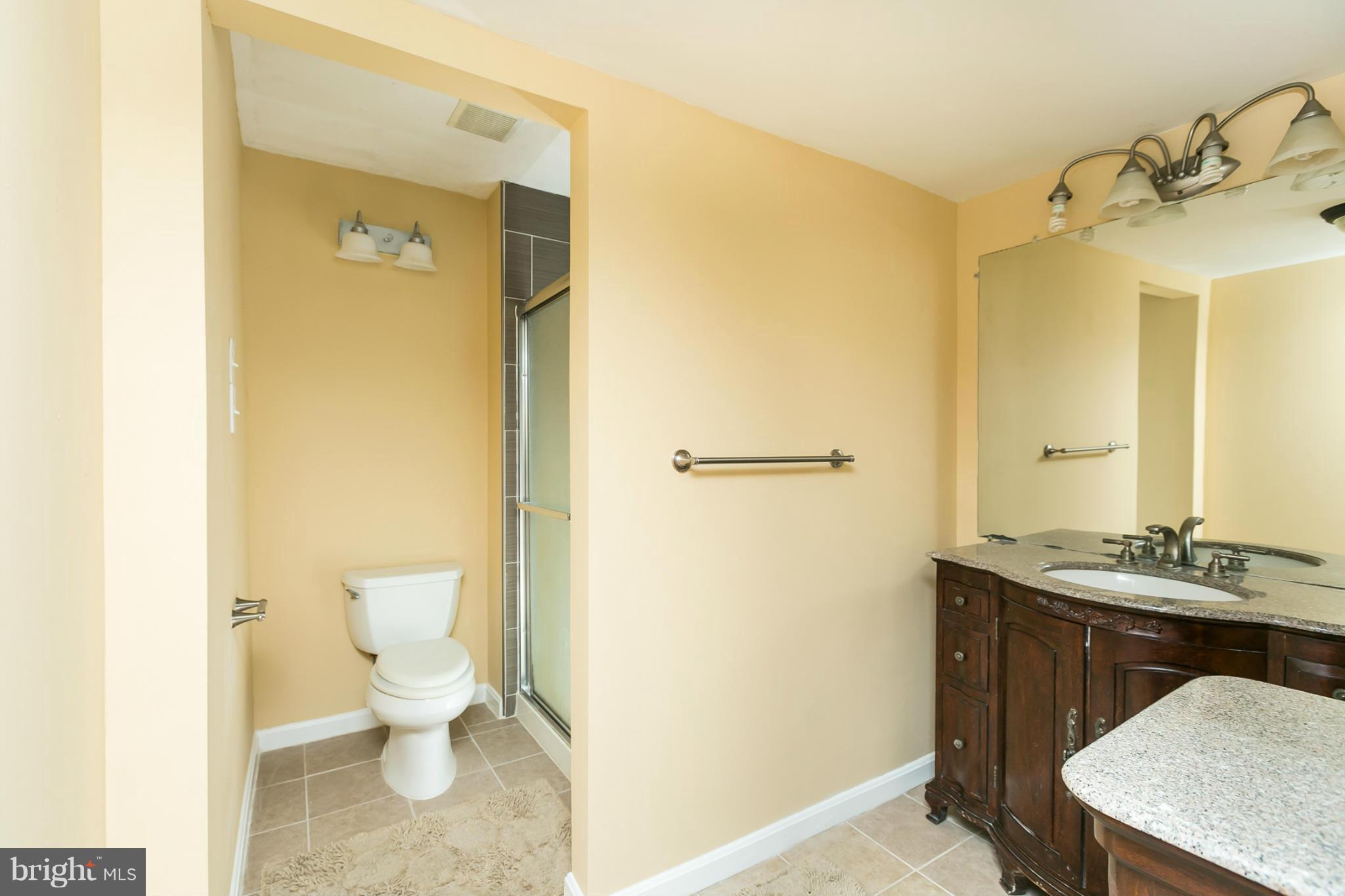 16573 Old Frederick Road Mount Airy, MD 21771 - Photo 20 of 30 Bath