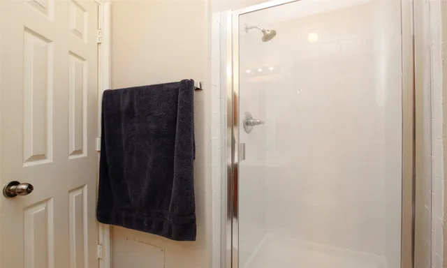 $249,900 | 6607 Lake Woodlands Drive, Unit 223, The Woodlands, TX 77382