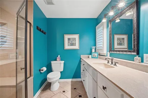 $425,000 | 1216 West 97th Street, Kansas City, MO 64114
