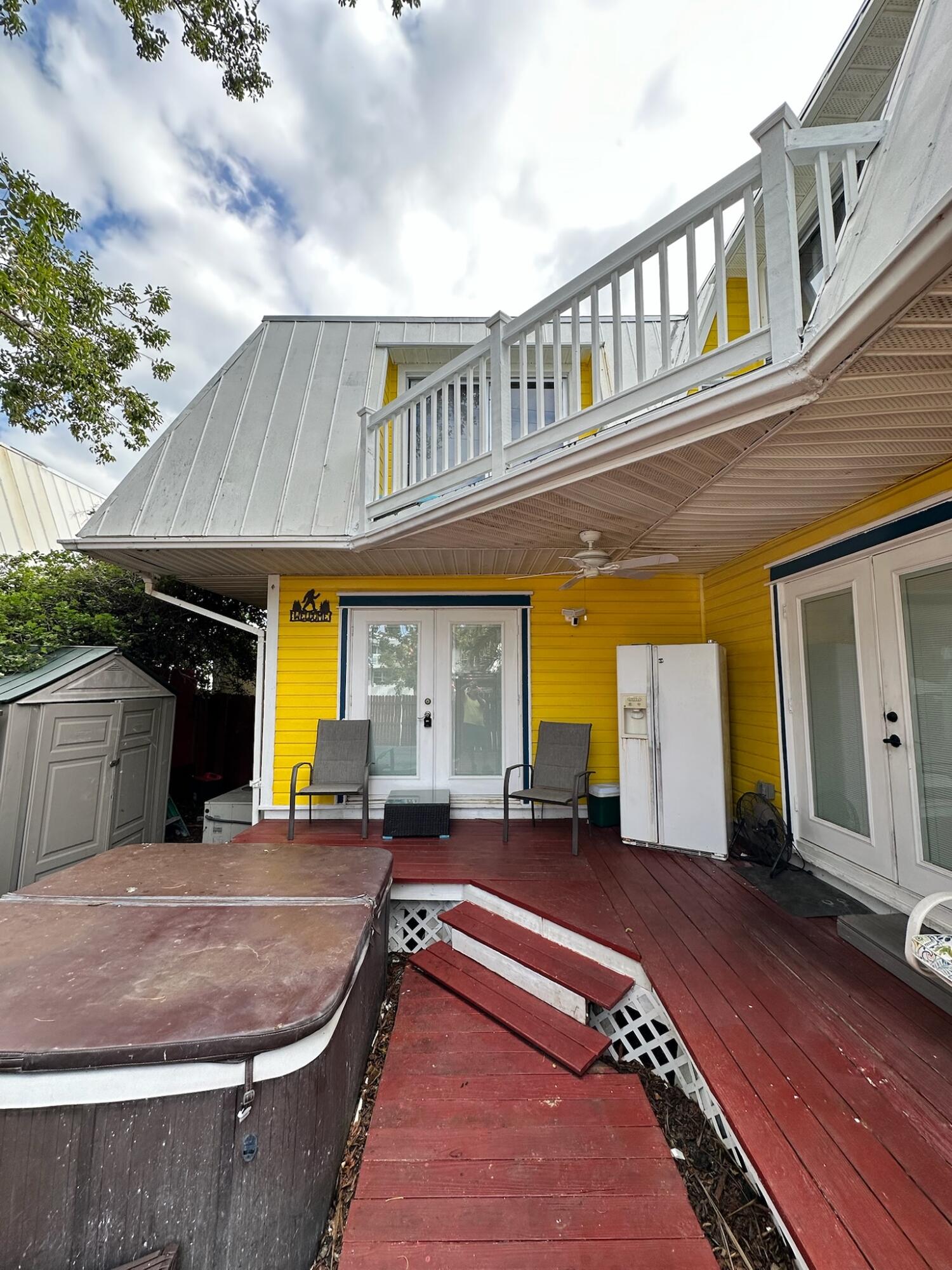 3210 Eagle Avenue Key West, FL 33040 - Photo 3 of 35 Photo Dec 22 2024, 13 55 31