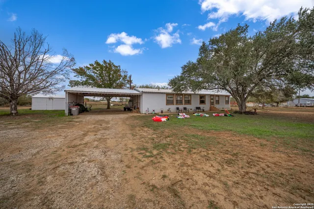 $195,000 | 350 Parkfield, Pleasanton, TX 78064