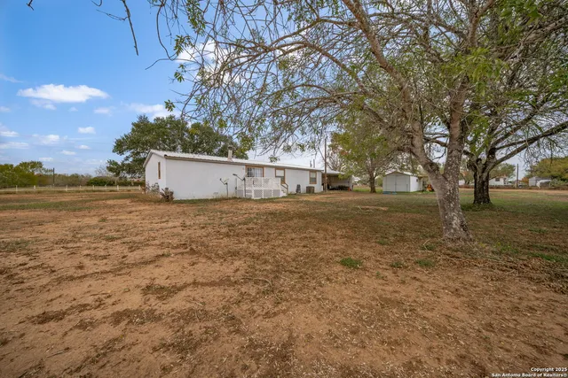 $195,000 | 350 Parkfield, Pleasanton, TX 78064