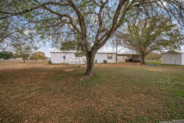 $195,000 | 350 Parkfield, Pleasanton, TX 78064