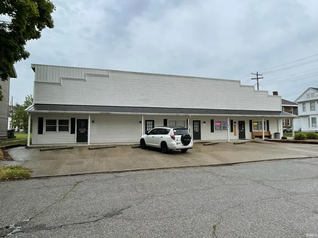$750 | 624 Broadway Street, Vincennes, IN 47591