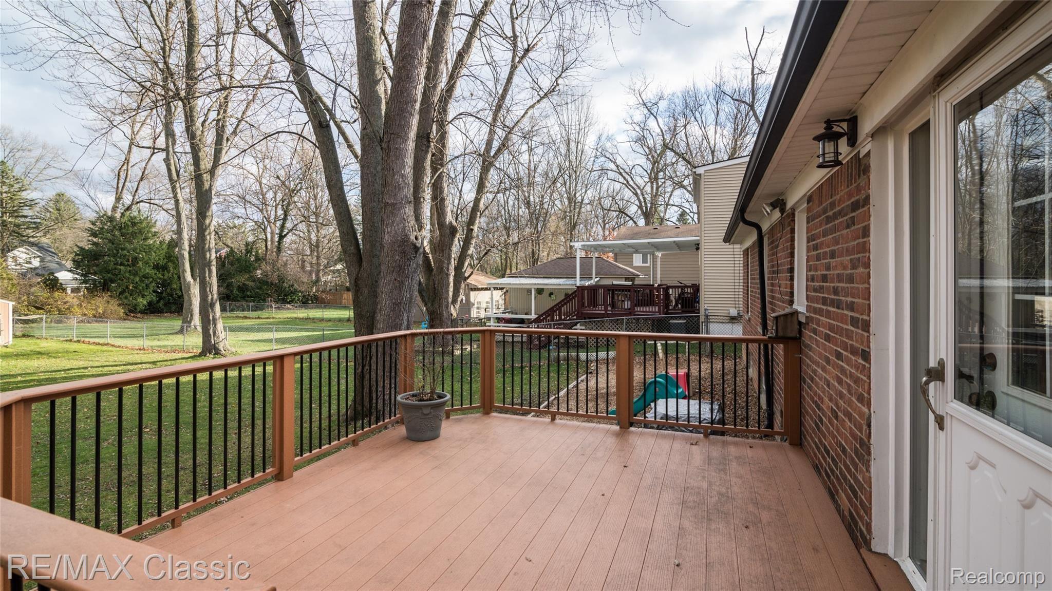 22624 Power Road Farmington, MI 48336 - Photo 23 of 43 010_4.jpg