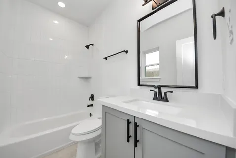 $560,000 | 925 Fisher Street, Unit C, Houston, TX 77018