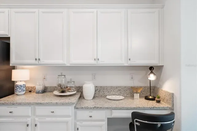 $6,500 | 6523 Clairborne Lane, Bradenton, FL 34211