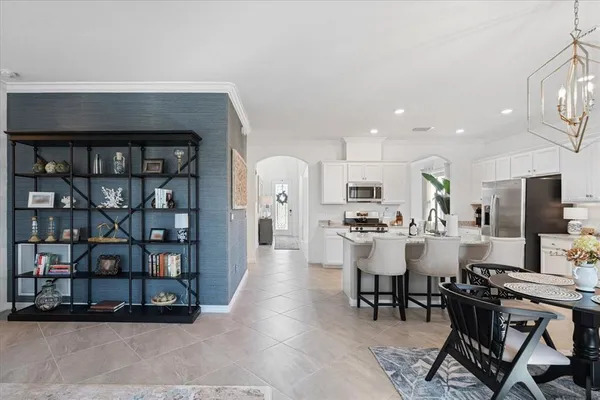 $6,500 | 6523 Clairborne Lane, Bradenton, FL 34211