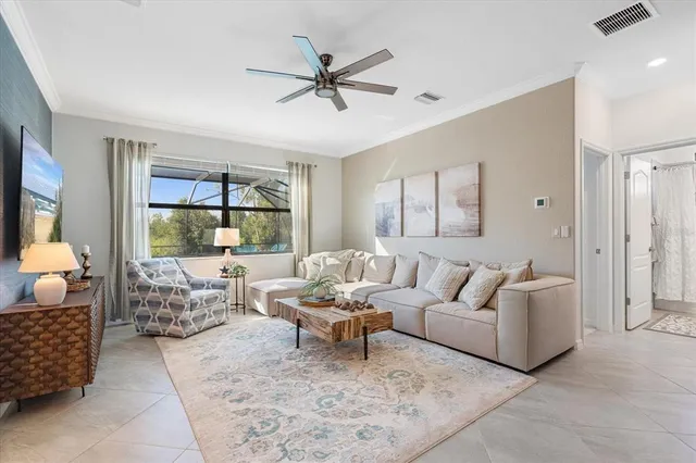 $6,500 | 6523 Clairborne Lane, Bradenton, FL 34211