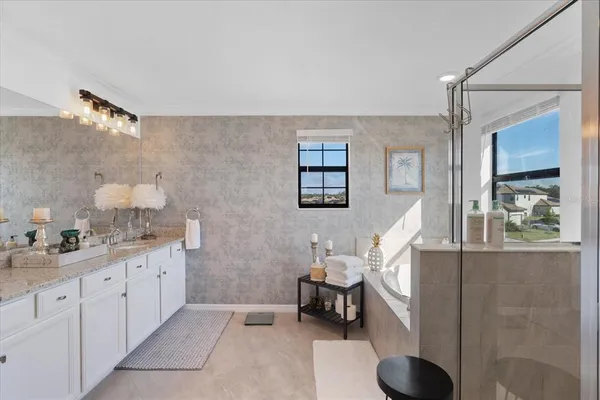 $6,500 | 6523 Clairborne Lane, Bradenton, FL 34211