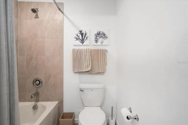 $6,500 | 6523 Clairborne Lane, Bradenton, FL 34211