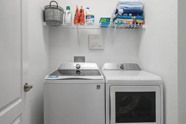 $6,500 | 6523 Clairborne Lane, Bradenton, FL 34211