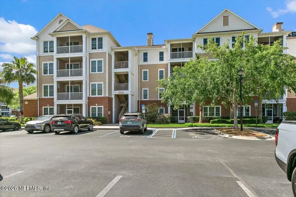 $270,000 | 13364 Beach Boulevard, Unit 324, Jacksonville, FL 32224