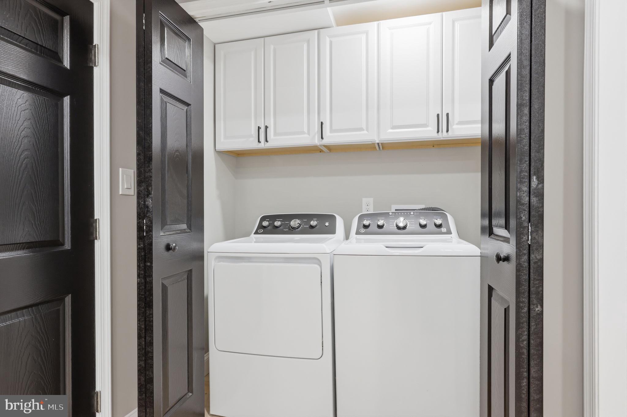 340 West Broad Street Hatfield, PA 19440 - Photo 35 of 55 a utility room with dryer and washer