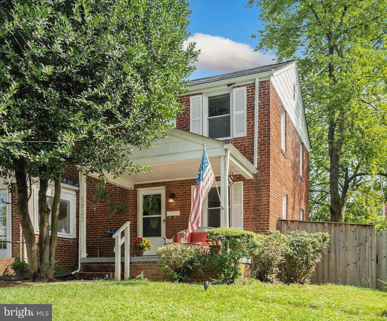 5927 Williamsburg Road Alexandria, VA 22303 - Photo 1 of 38 Super Sweet, All Brick, 3-Levels, Metro-2 Blocks