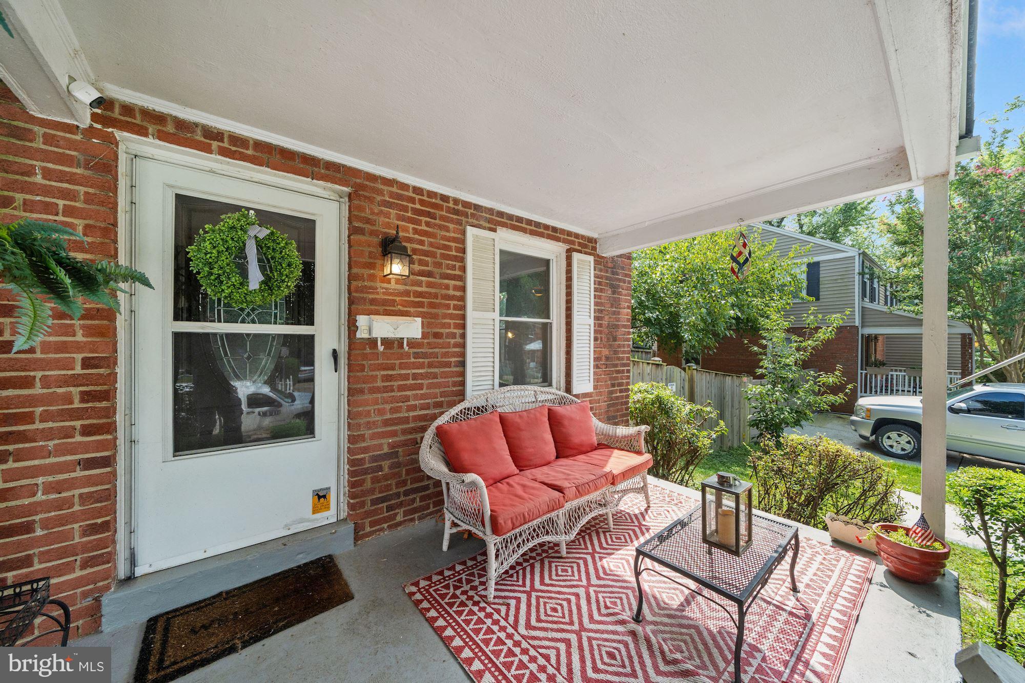 5927 Williamsburg Road Alexandria, VA 22303 - Photo 35 of 38 Sunny Front Porch