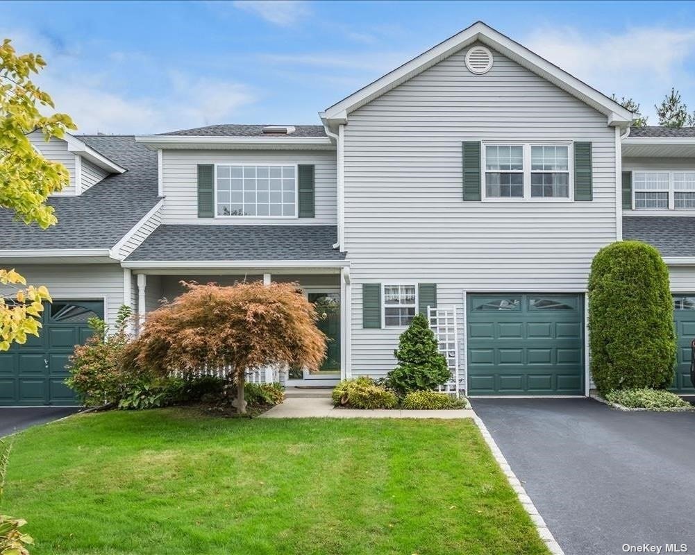 26 Merrimack Road, Unit 26 Smithtown, NY 11787 - Photo 1 of 1 Gallery Image 1