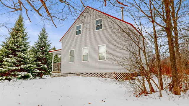 $247,000 | 3950 West River Road, Sidney, ME 04330