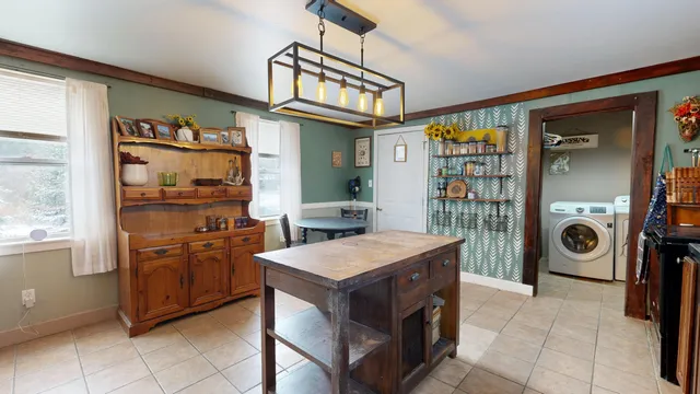 $247,000 | 3950 West River Road, Sidney, ME 04330