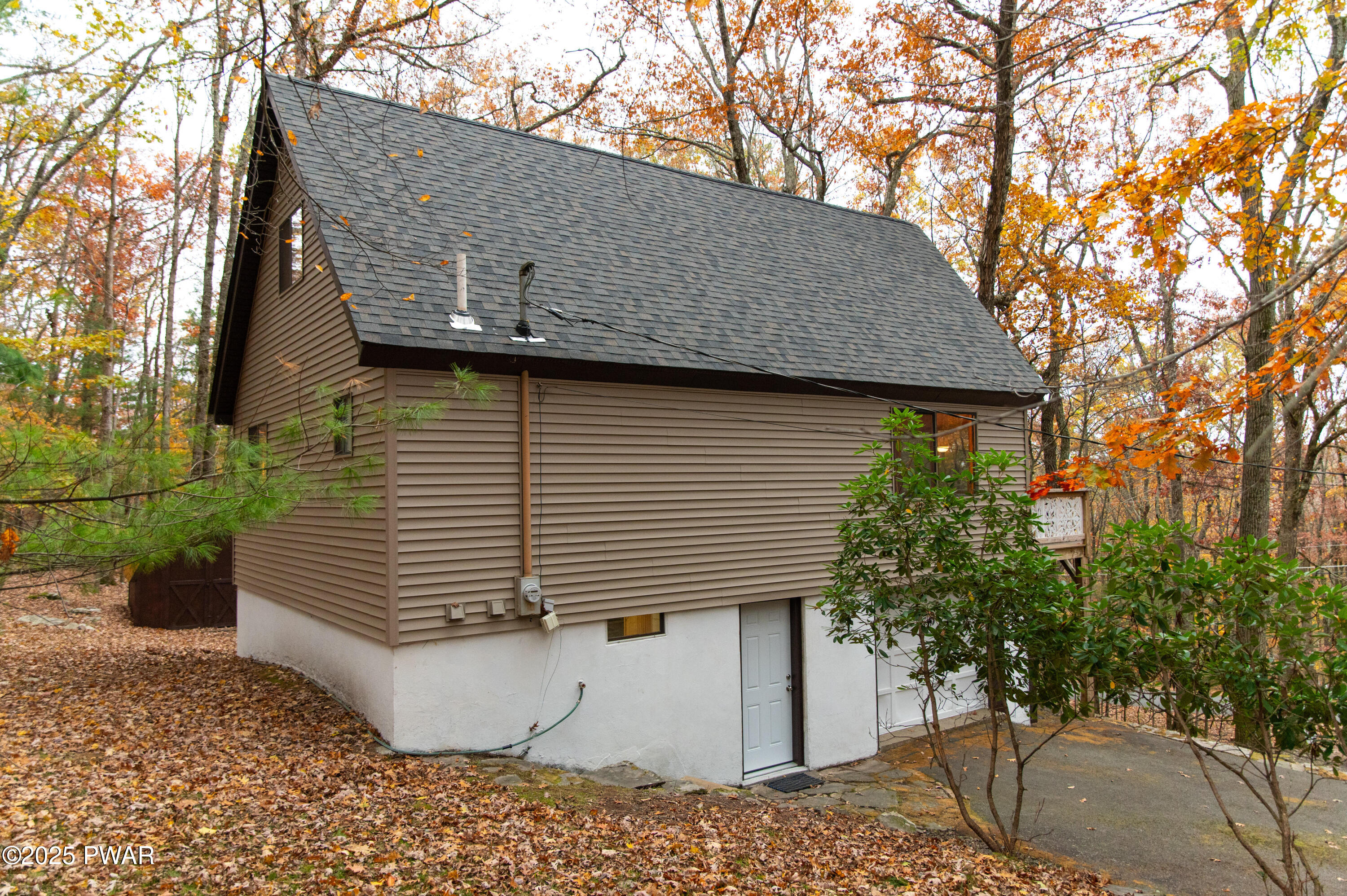 56 Cedar Ridge Road Hawley, PA 18428 - Photo 6 of 29 56 Cedar Ridge