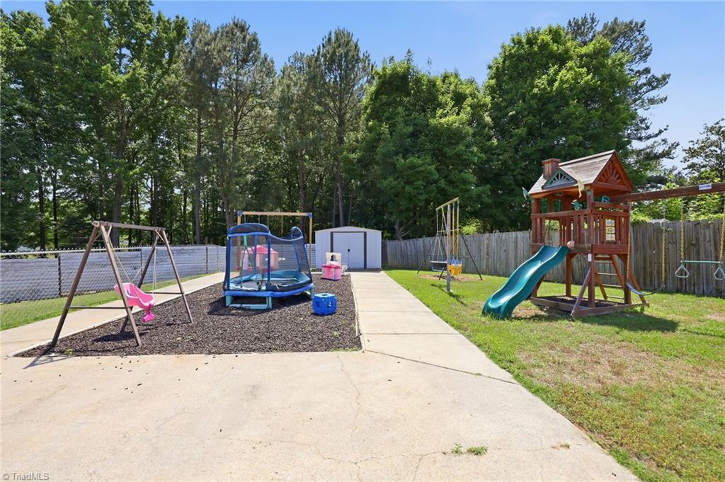 6997 Arden Road Thomasville, NC 27360 - Photo 34 of 42
