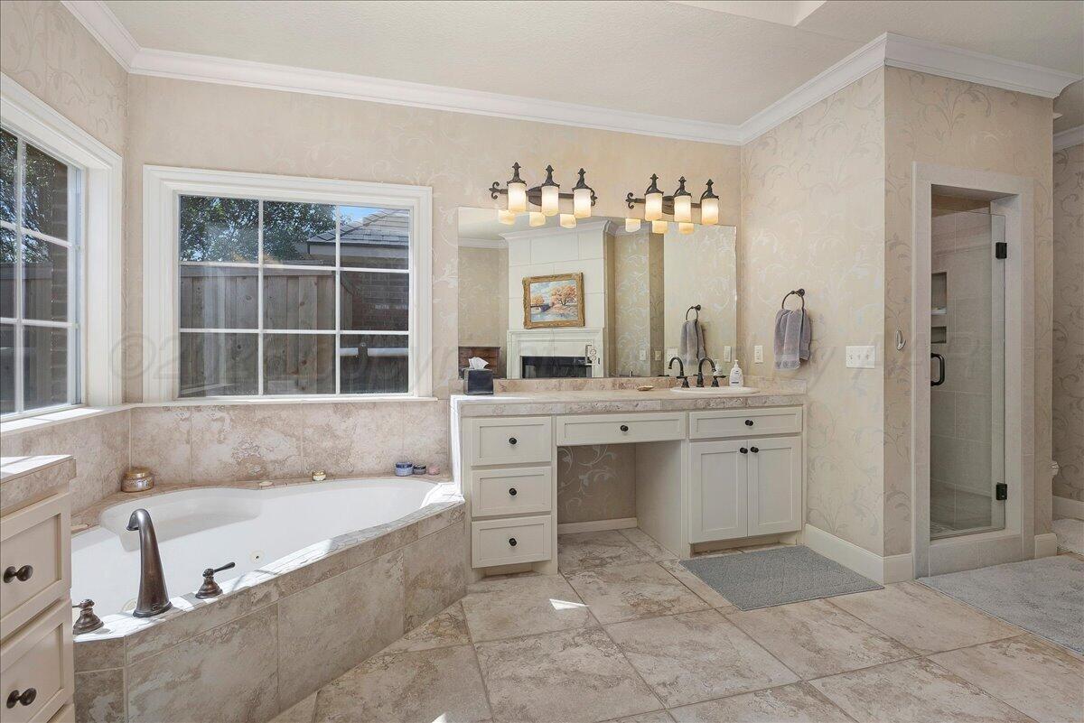 2806 River Birch Place Amarillo, TX 79124 - Photo 19 of 37 19-Primary Bathroom 2