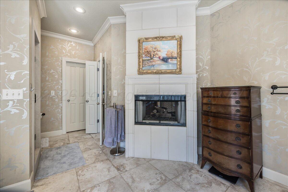 2806 River Birch Place Amarillo, TX 79124 - Photo 20 of 37 20-Primary Bathroom 3