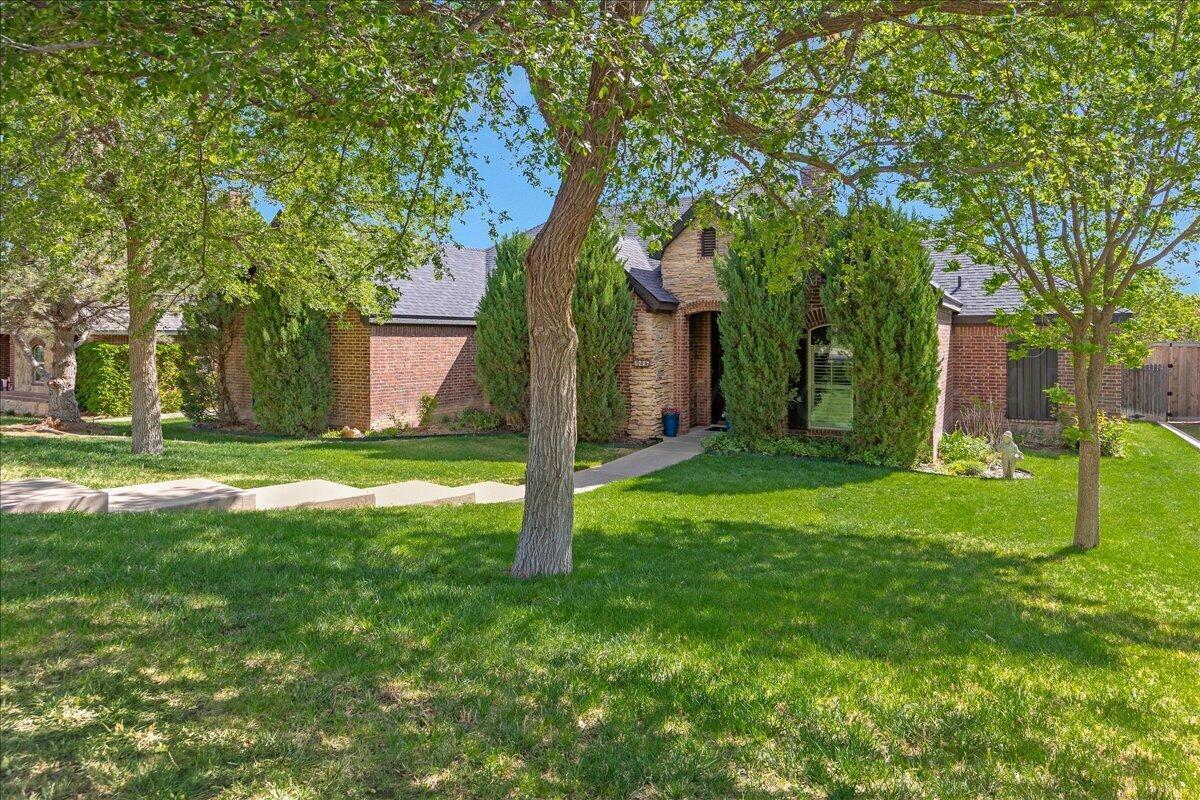 2806 River Birch Place Amarillo, TX 79124 - Photo 2 of 37 02-Side