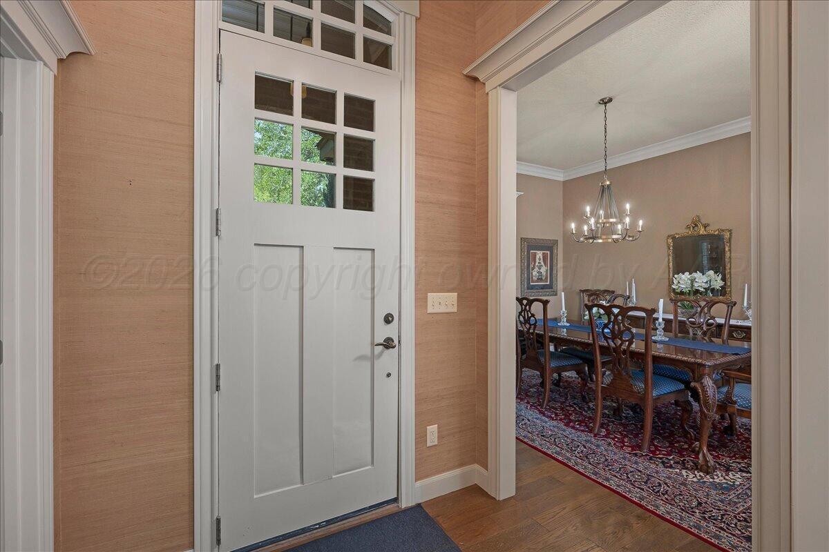 2806 River Birch Place Amarillo, TX 79124 - Photo 4 of 37 04-Foyer