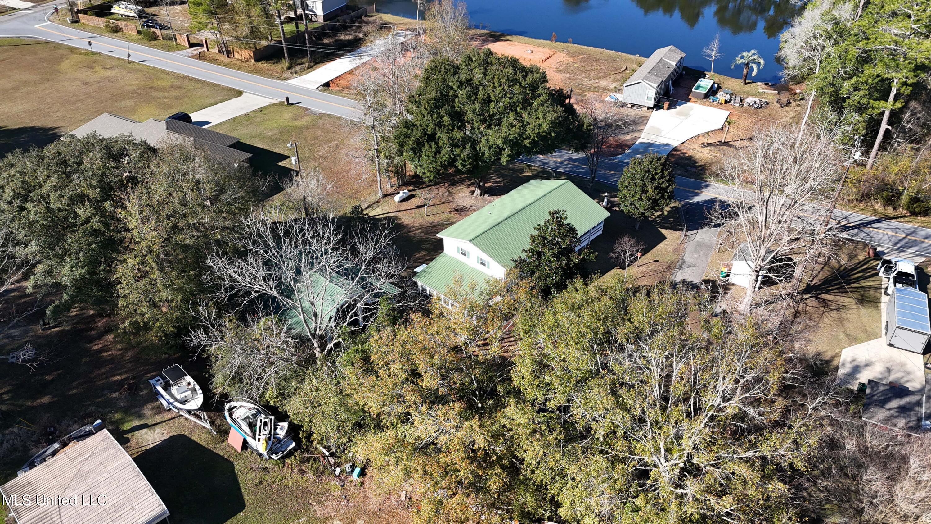 14120 Big John Road Biloxi, MS 39532 - Photo 33 of 38 033 (1)