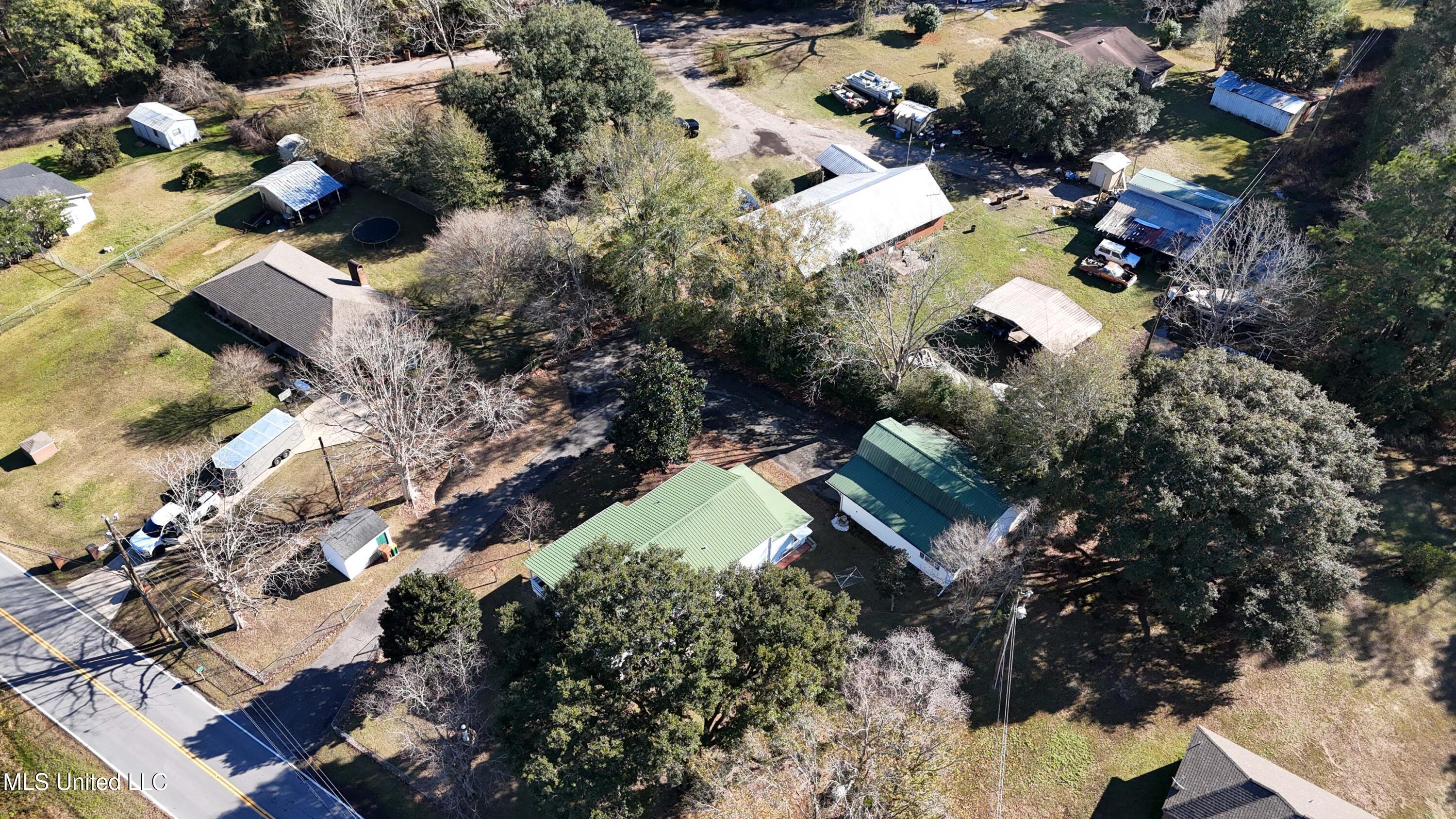 14120 Big John Road Biloxi, MS 39532 - Photo 37 of 38 037