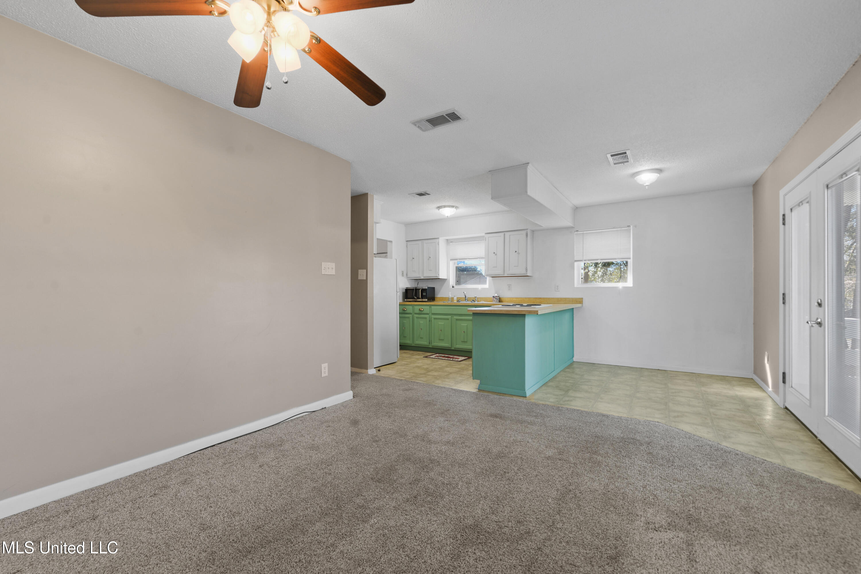 14120 Big John Road Biloxi, MS 39532 - Photo 6 of 38 004 (12)