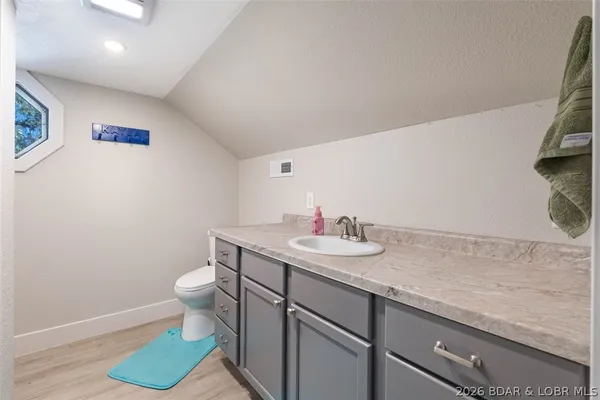 $475,500 | 406 South Godfrey Avenue, Eldon, MO 65026