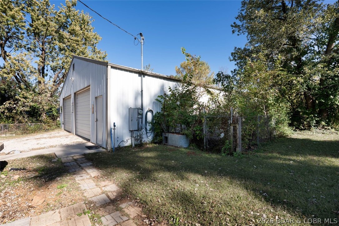406 South Godfrey Avenue Eldon, MO 65026 - Photo 56 of 66 Metal building with 2500 sq. ft.