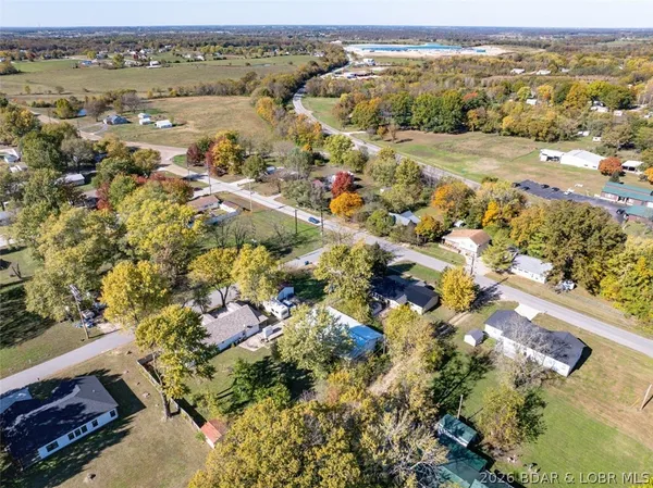 $475,500 | 406 South Godfrey Avenue, Eldon, MO 65026