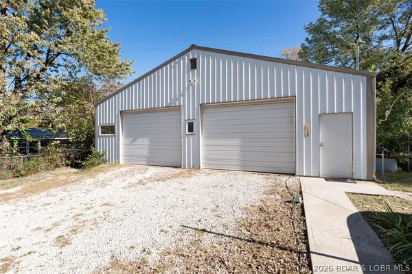 $475,500 | 406 South Godfrey Avenue, Eldon, MO 65026