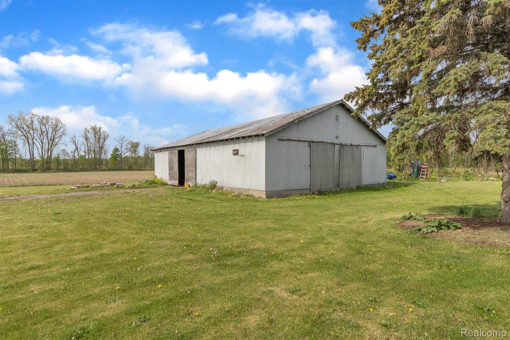 13248 South Delaney Road Perry, MI 48872 - Photo 3 of 46 07-13248-S-Delaney-Rd-WindowStill-Real-Estate-Photography-7.jpg