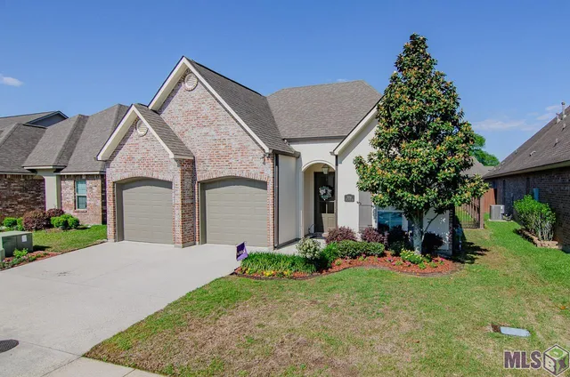 $415,000 | 3246 Pine Grove Drive, St. George, LA 70816