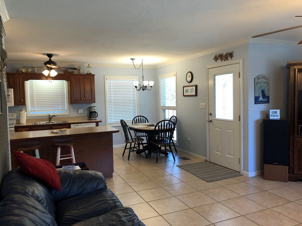 604 4th Street West Carrabelle, FL 32322 - Photo 14 of 35