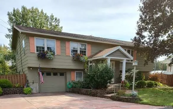 $369,000 | 7749 Starlane Drive, Floyd, NY 13440