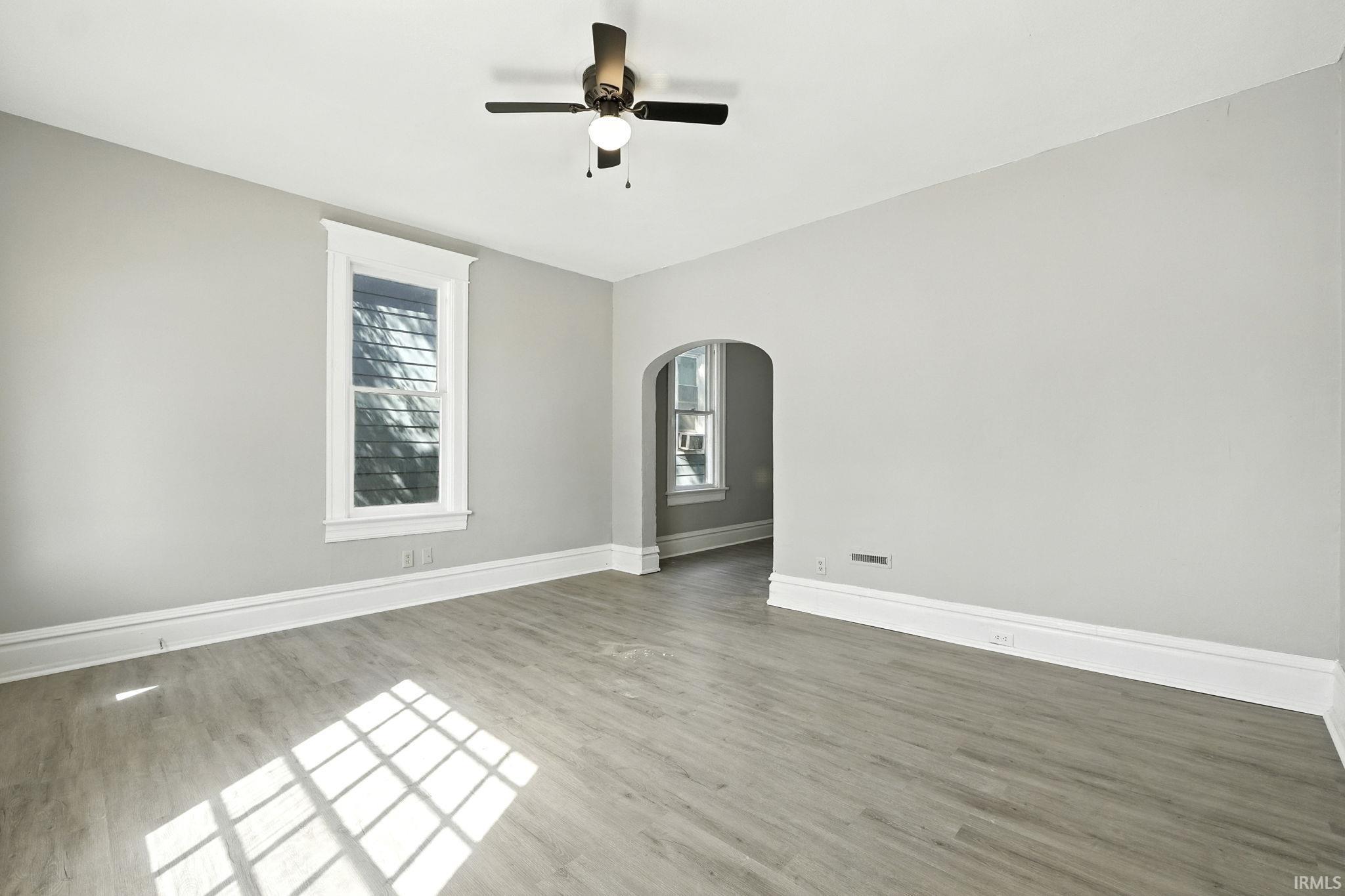 2109 Maumee Avenue Fort Wayne, IN 46803 - Photo 5 of 20