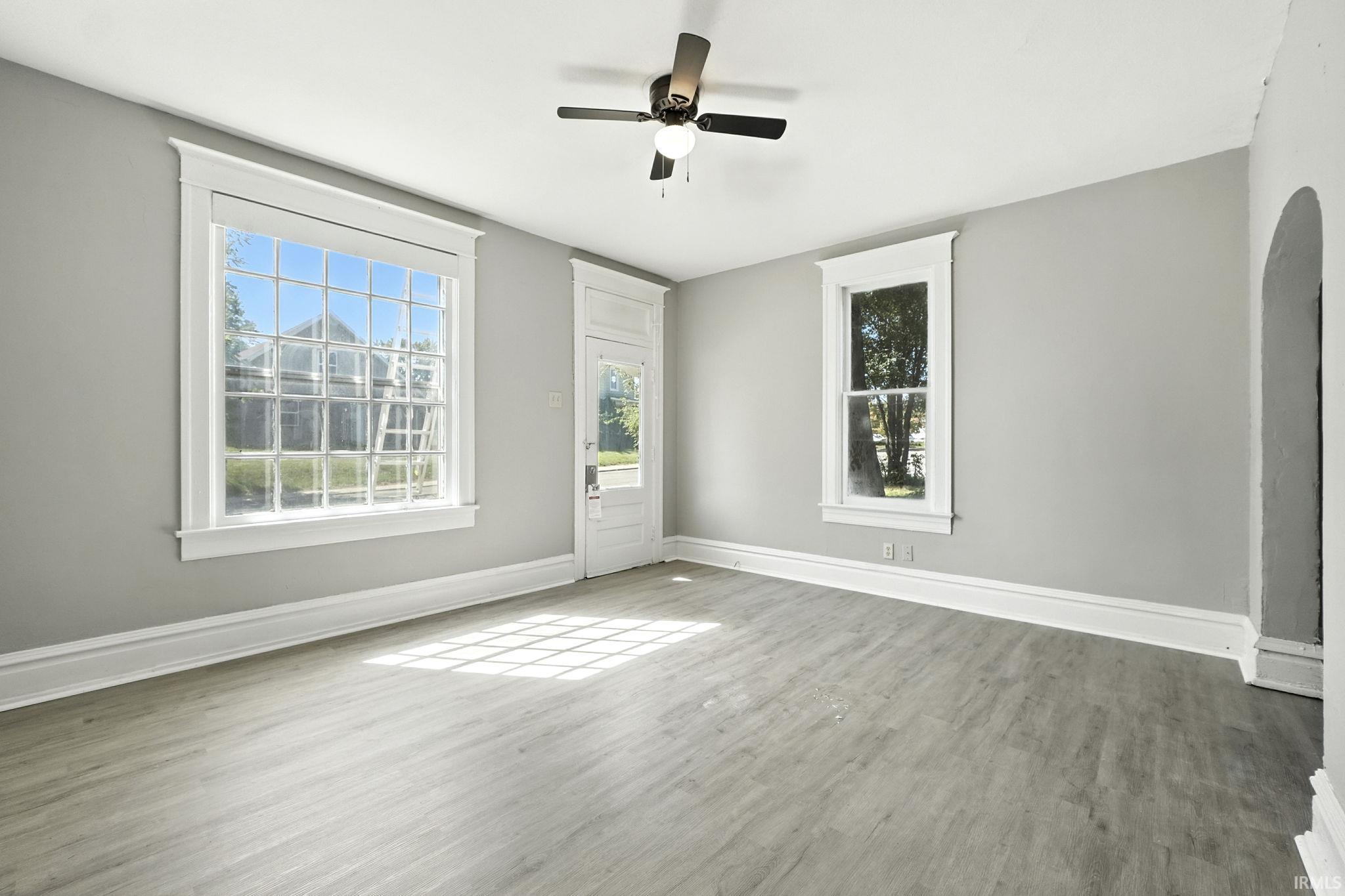 2109 Maumee Avenue Fort Wayne, IN 46803 - Photo 6 of 20