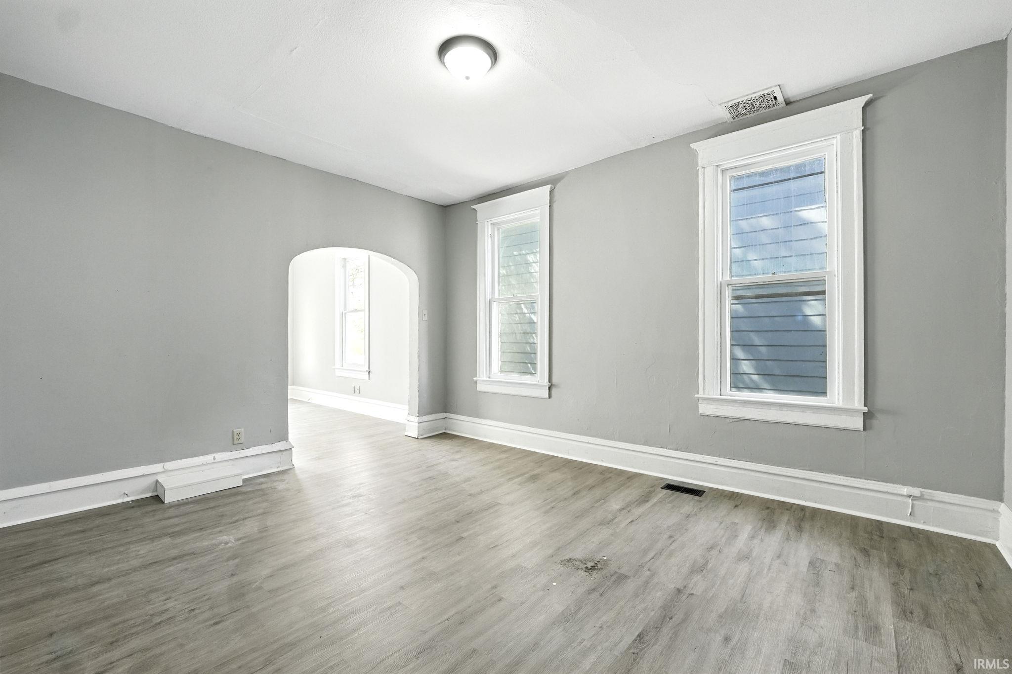 2109 Maumee Avenue Fort Wayne, IN 46803 - Photo 10 of 20