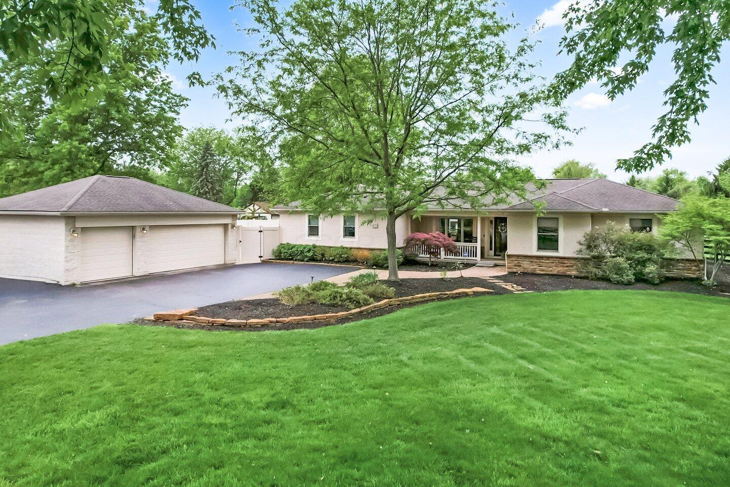 4175 North Waggoner Road Blacklick, OH 43004 - Photo 1 of 102 001-4175NorthWaggonerRoad-Blacklick-OH-4